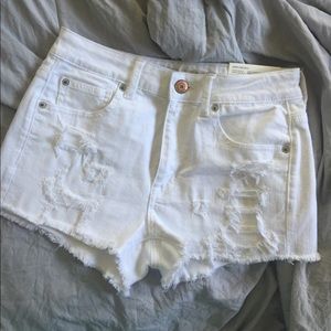 American Eagle High-Rise Distressed White Shorts